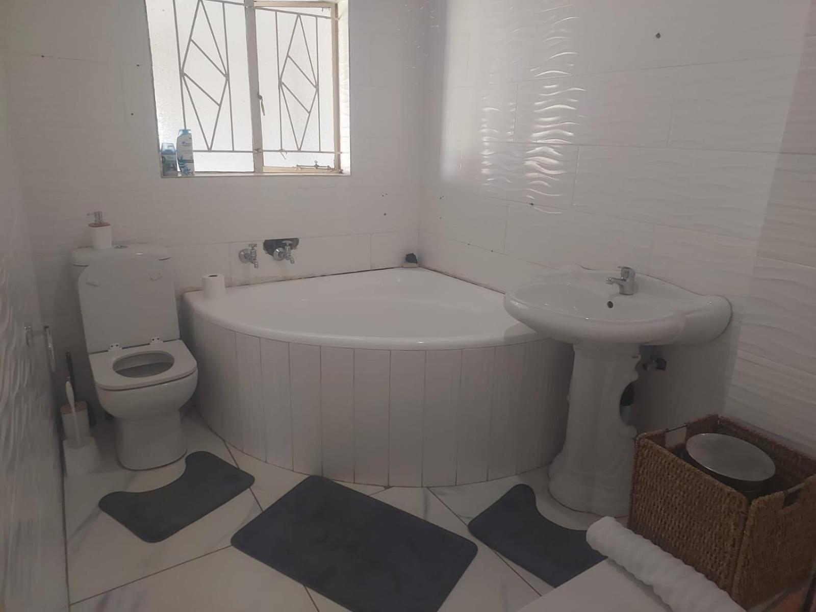 Mihandzu Guesthouse Randfontein Extérieur photo